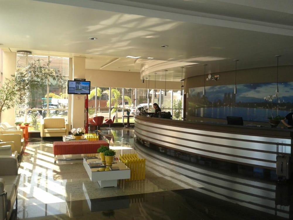 Grand Park Hotel