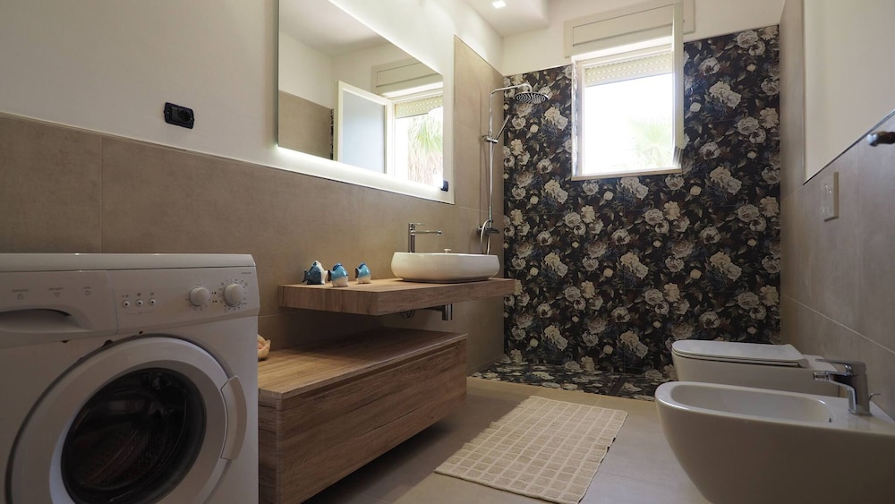Villa Bellavista 8 Guests 3 Bedrooms by the sea