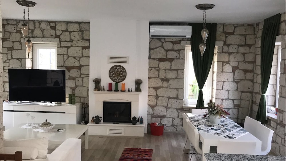 Kerme Ottoman Alacati - Image 24