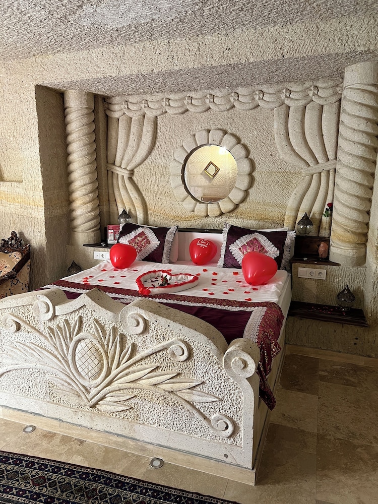 TATLI KAYA OTEL