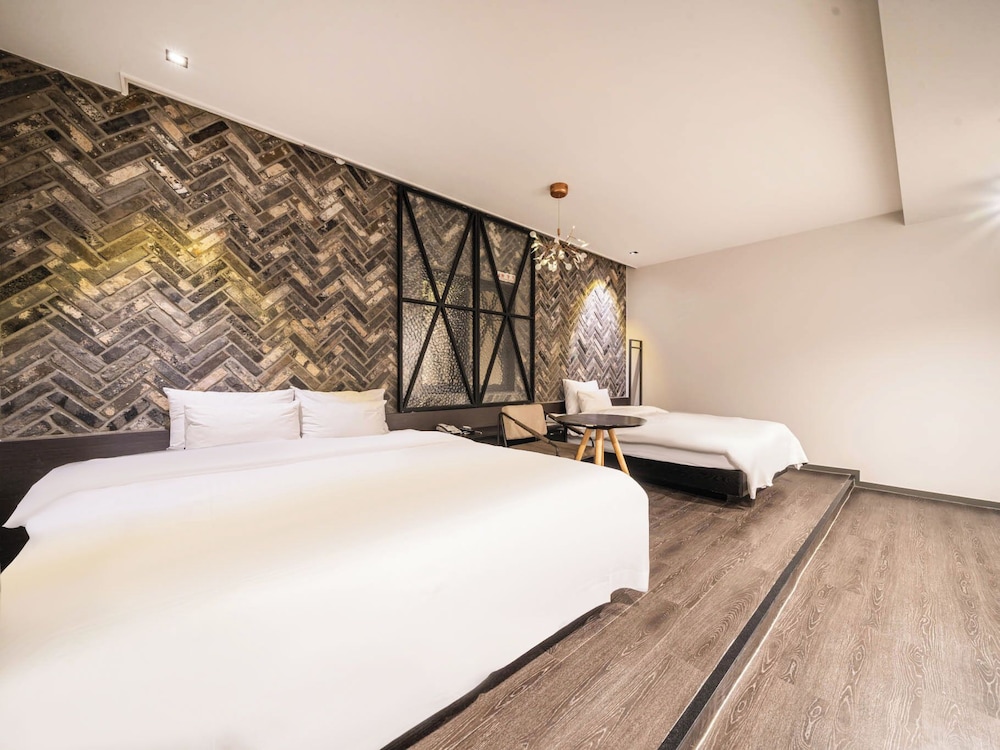 Yangsan Pyeongsan Denbastar Hotel