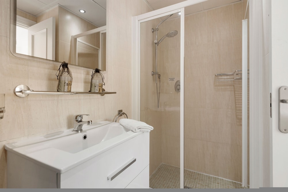 Blue Pearl Apartment Old Town Fuengirola Ref 24 by Costarentals - Ref 24