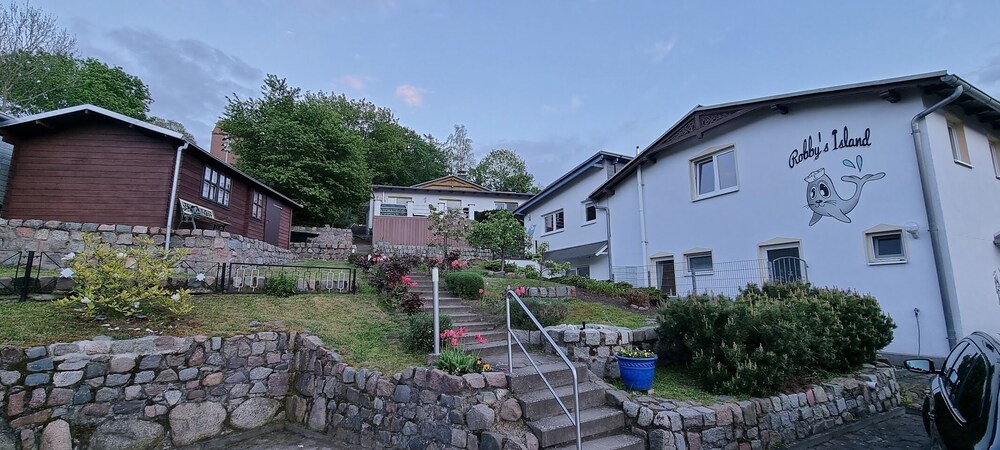 Photo 42
