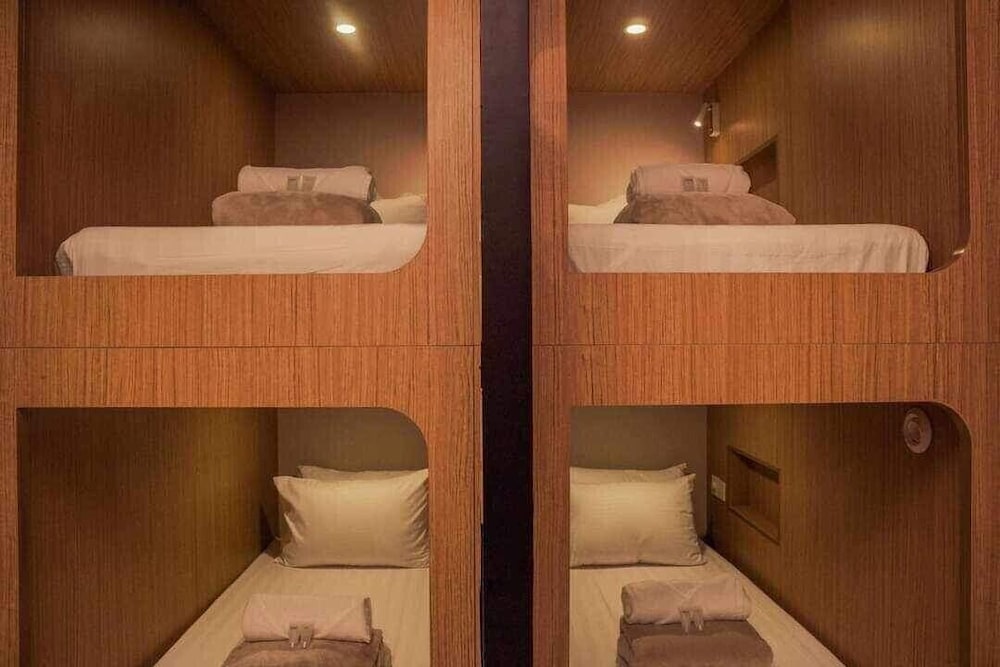 Cebu Vacations - Moonstar Cebu Hotel - Property Image 2