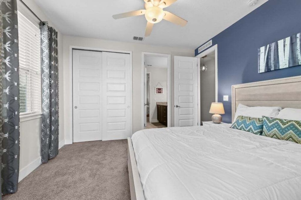 Elegant 8br Retreat W/ Private Pool, Spa & Family-friendly Comfort 8 Bedroom Villa