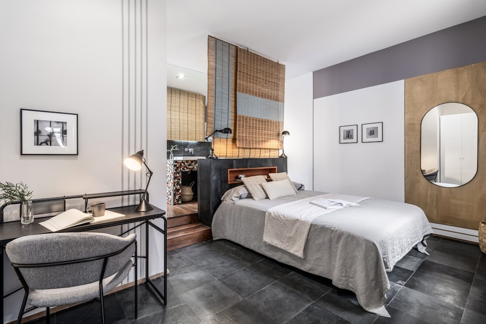 Monroe - 2 Bedrooms in Chueca