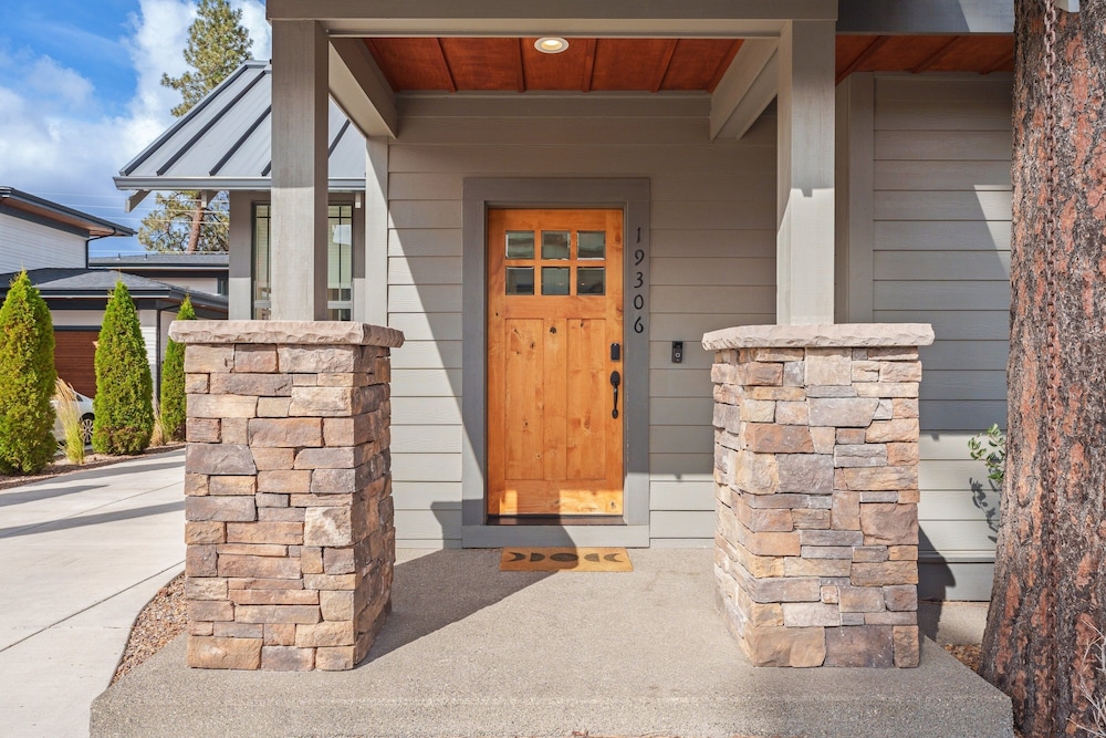 S'more Bend 4 Bedroom Home