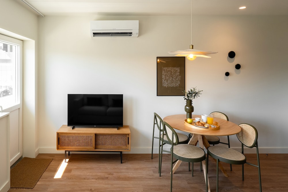 Bom Sucesso Executive Flat 5 4 by Feel Porto