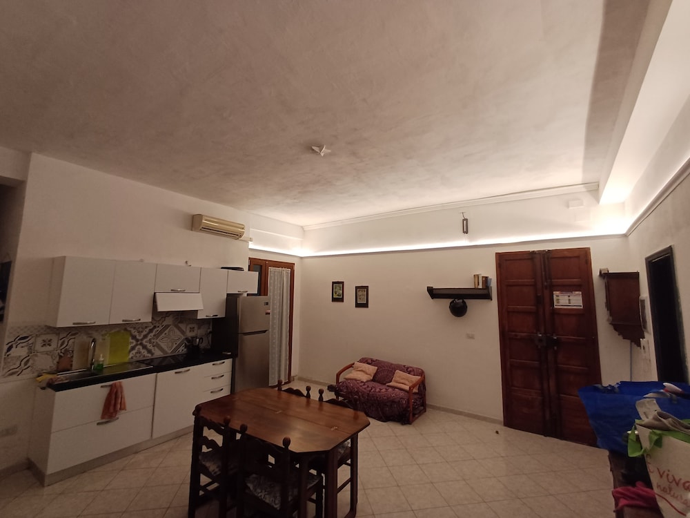 Super Central Rooms