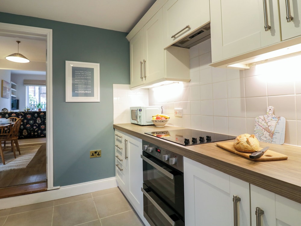 Compass Cottage