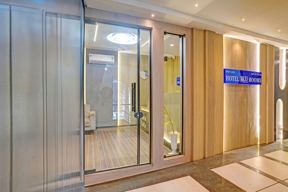 Fabhotel Blu Rooms