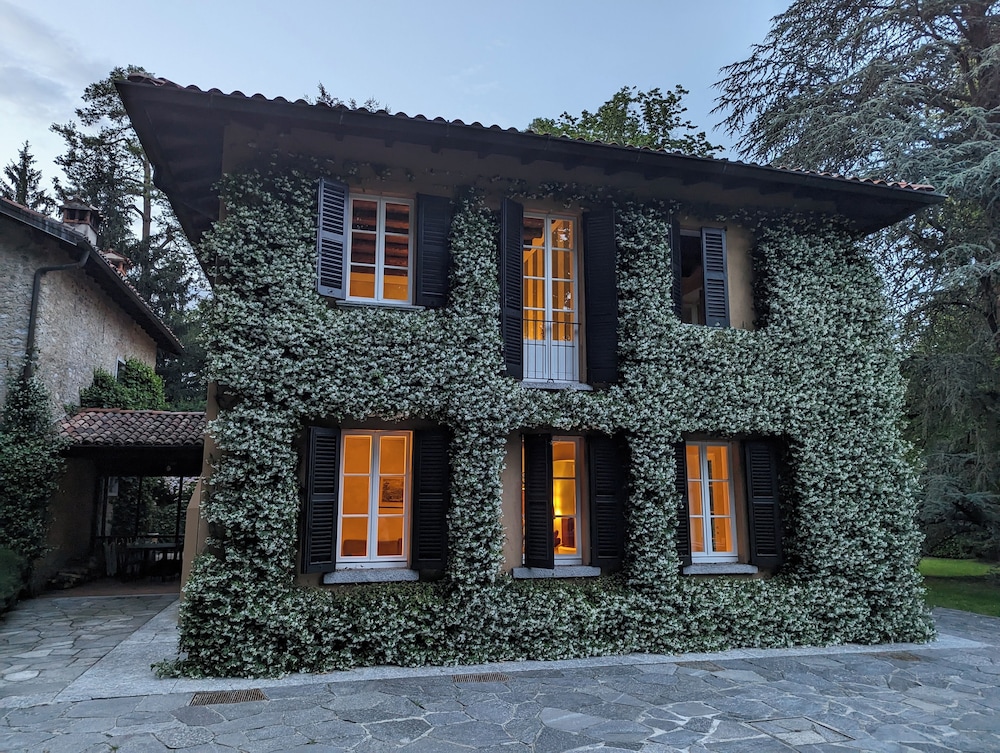 Villa Riva Bellagio With Pool by Rent all Como