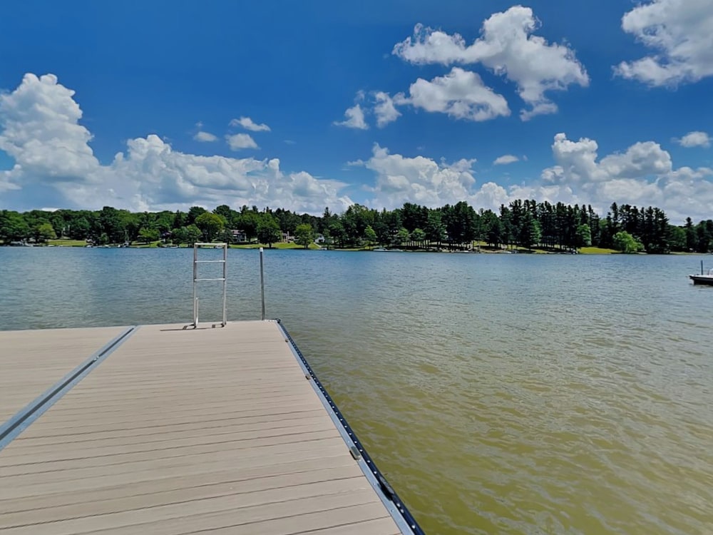 Crow's Point Lakehouse by Taylor Made Deep Creek