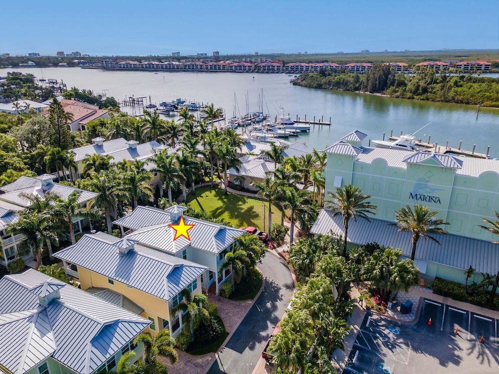 Outriggers 18- Happy Daze