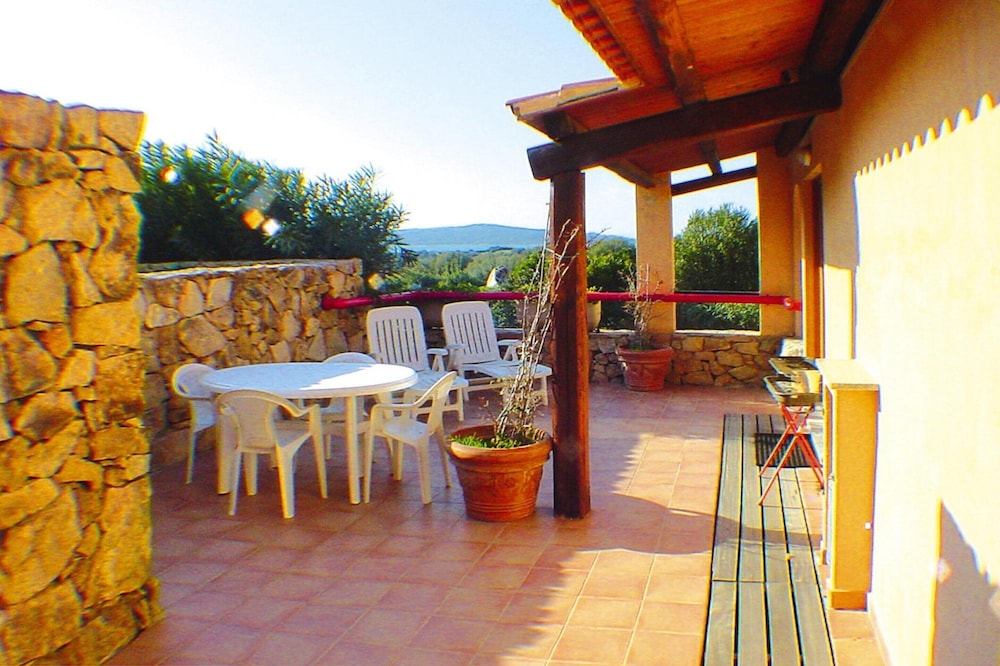Apartment in Sardinia Near Surfing Paradise