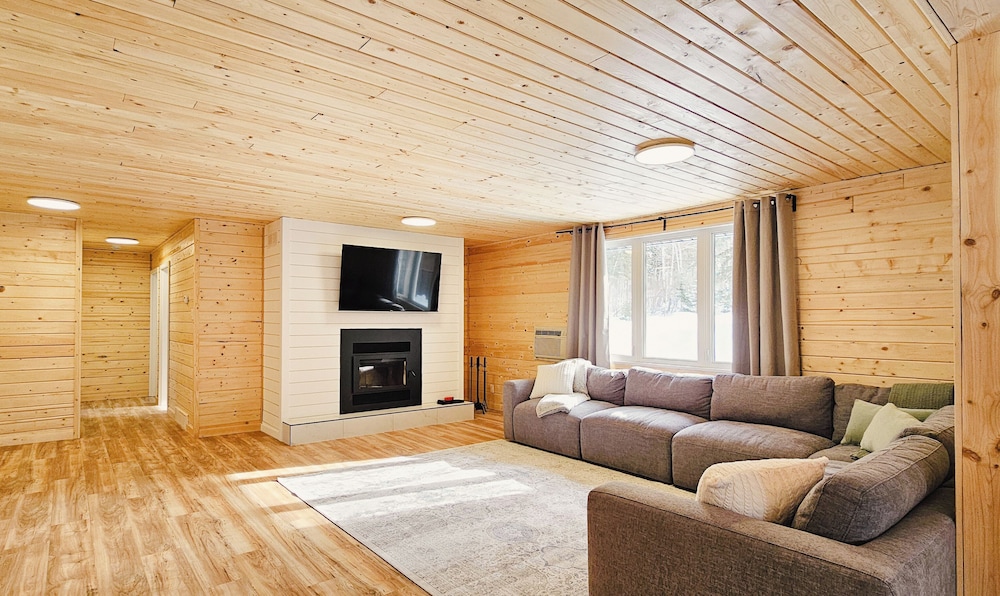 Faloma Lakeside Cabins