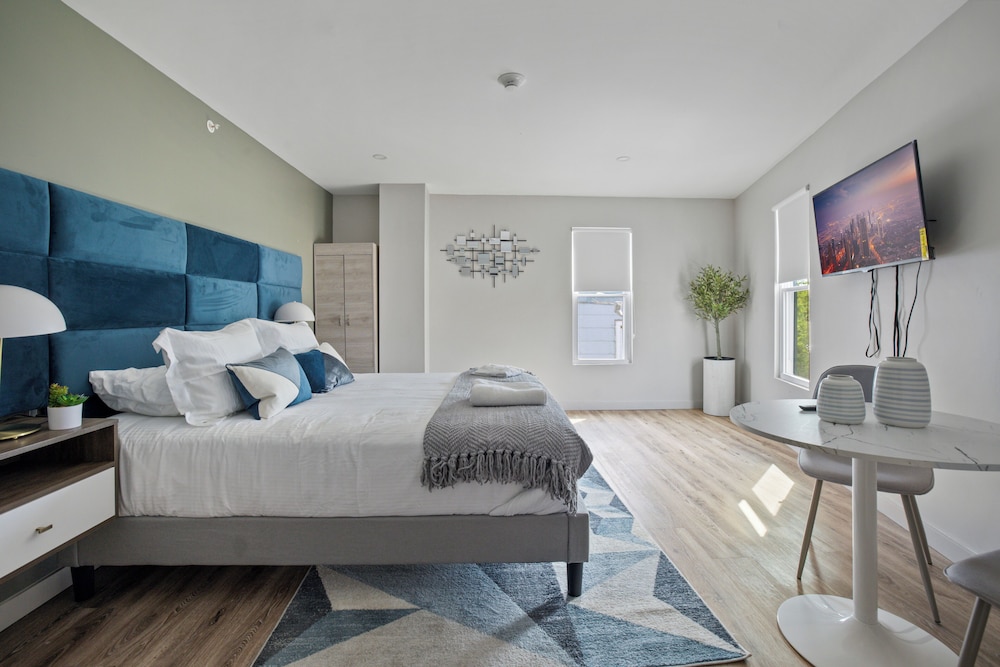 Cottage Suites
