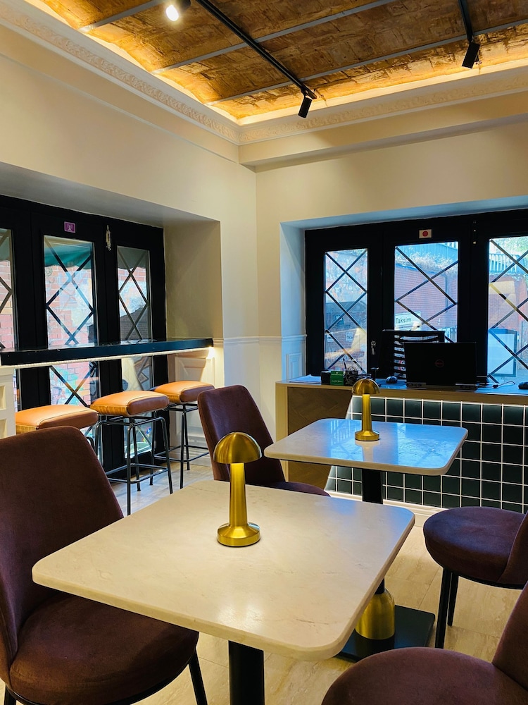 Emily Taksim Hotel