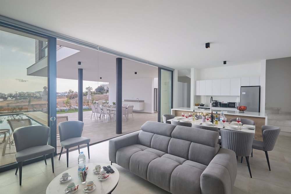 Protaras Aqua Pearl Villa Aq11