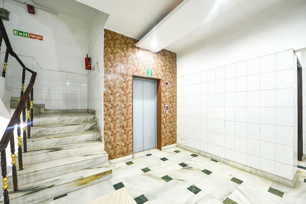 Fabhotel Delhi Darbar