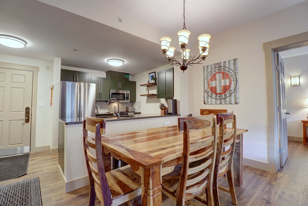 Pp212 Passage Point 2 Bedroom Condo