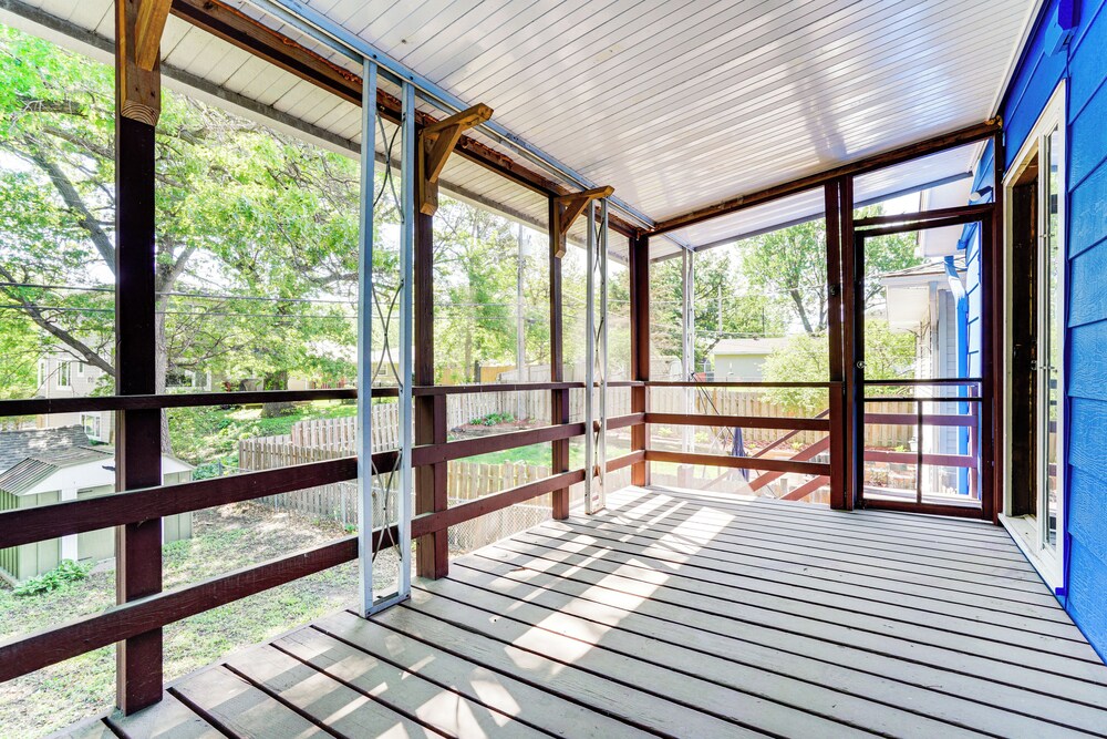 8 Mi to Central Minneapolis: Modern Home w/ Yard