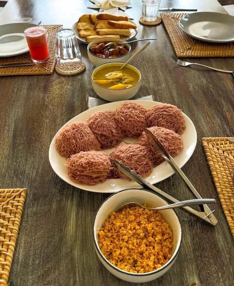 Free House Bentota