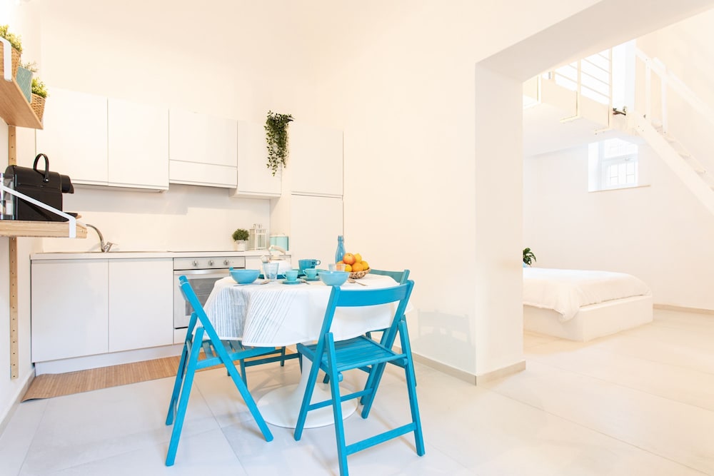 Darsena Sunset Apartment I by Wonderful Italy