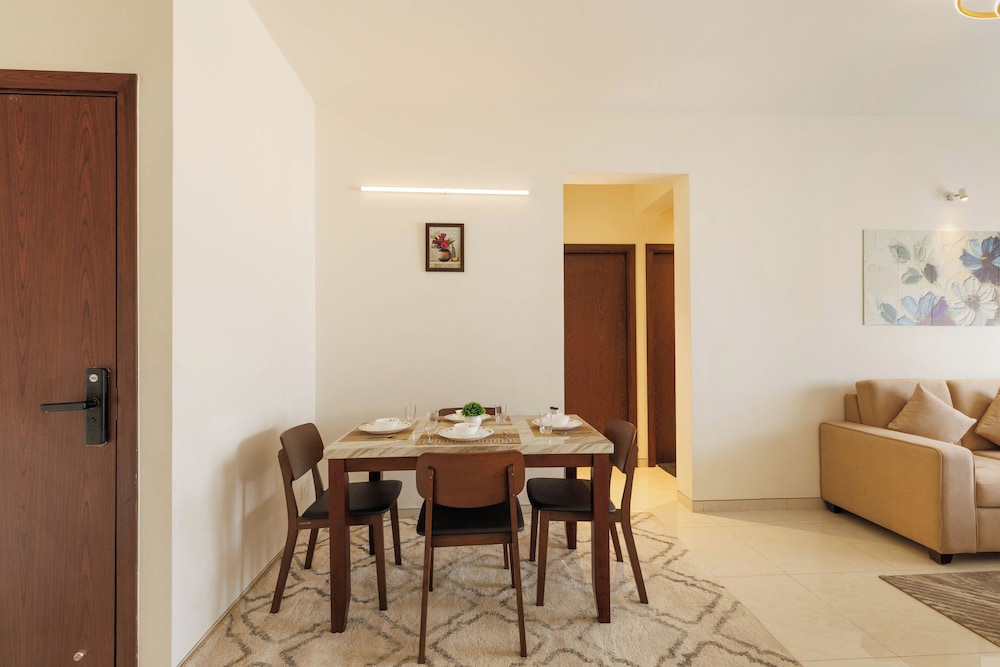 The Horizon Vista by Redolive Nr Aster CMI Hebbal
