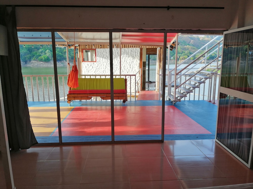 Photo 15