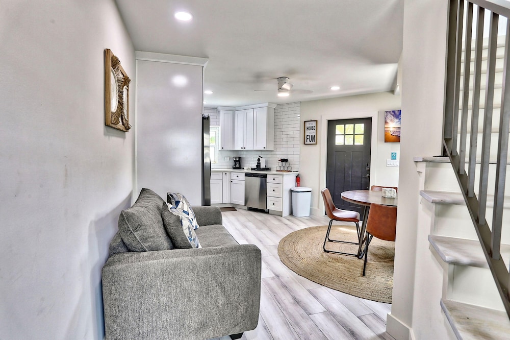 Villa At Bahia Shores-whole Property