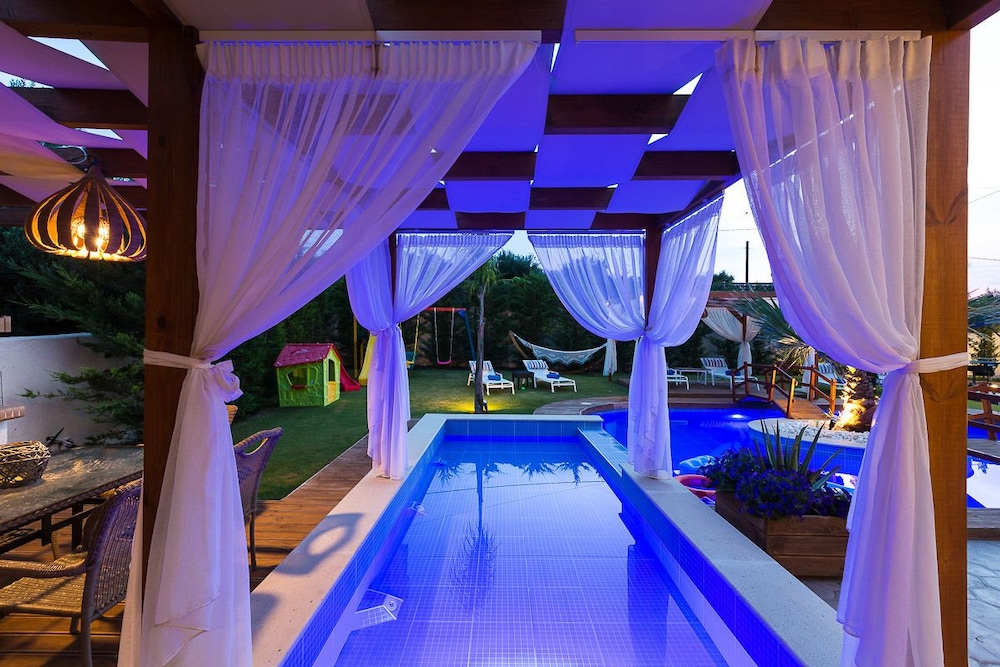 Cretan Residence Mediterranean Luxury Private Villas