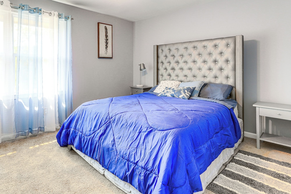 Easy ATL Access: Suburban Home Base w/ Patio