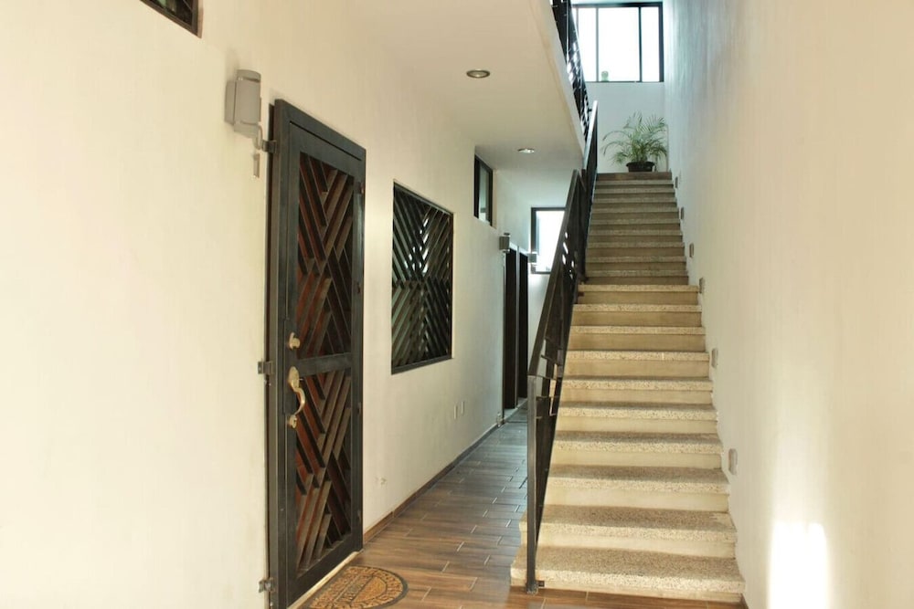 Rincon Colonial Apartments