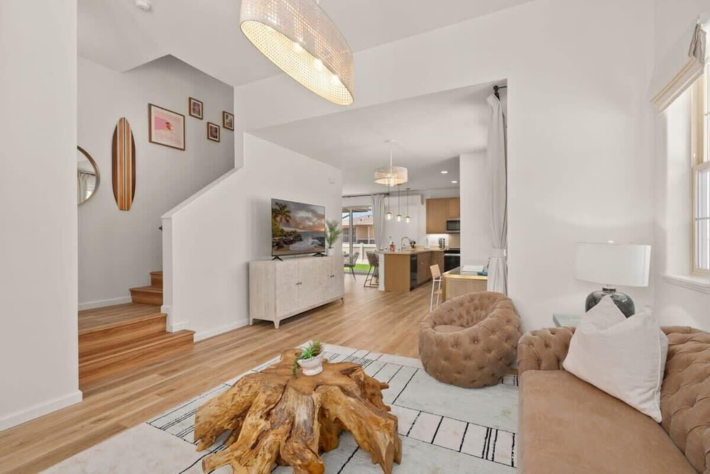 @ Marbella Lane - Paradise Point Close to Beaches