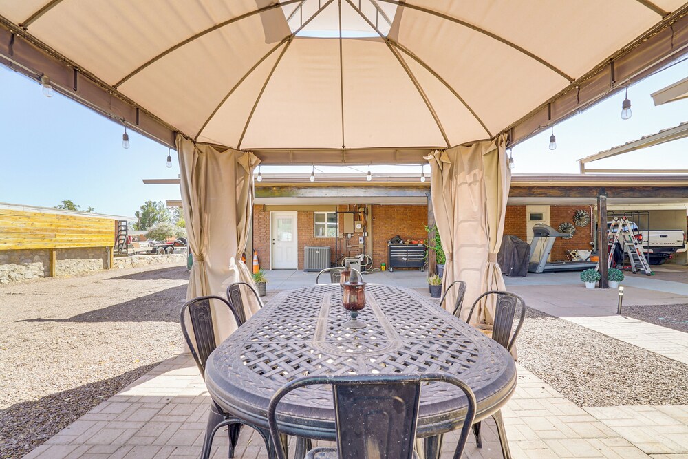 Near Casino & Shops: Cozy Apt in West El Paso!