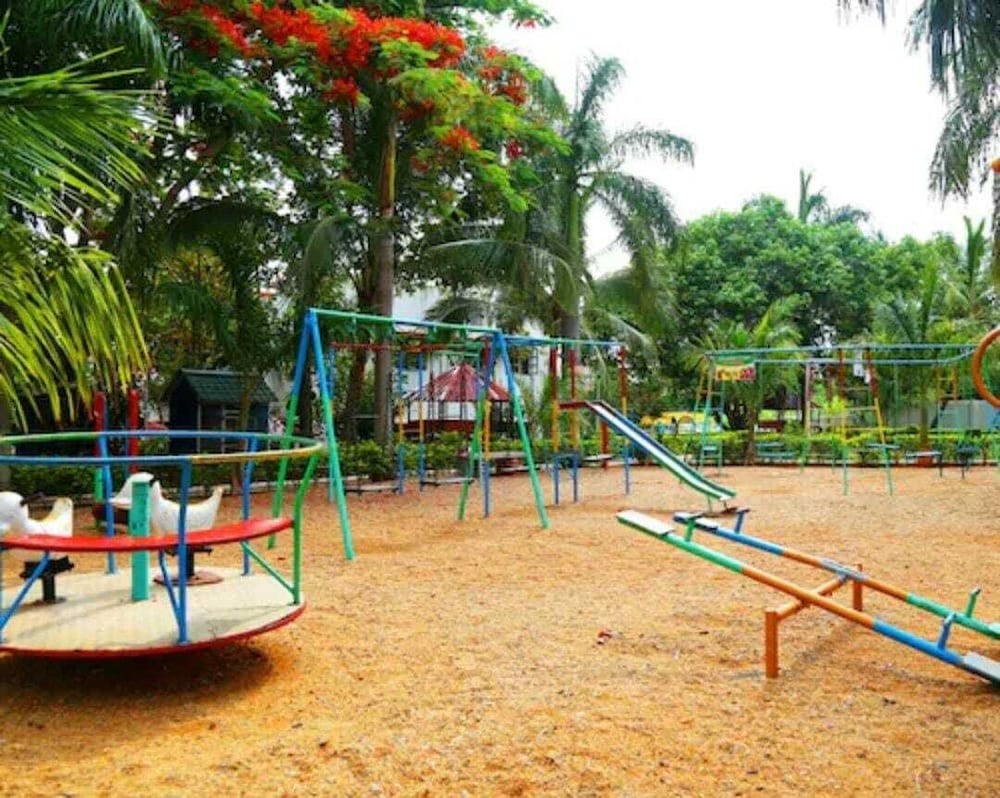 Thavika O Nila Resort Yelagiri view 4