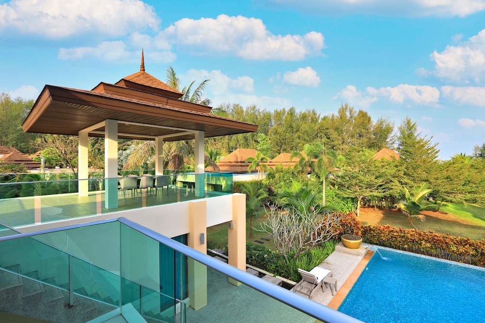 Ataman Luxury Villas
