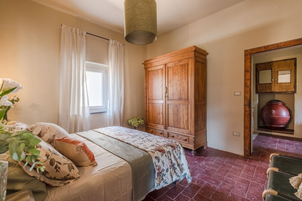 Le Due Terre Farmhouse