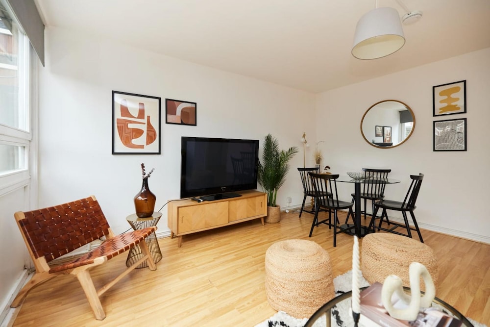 The Kennington Park Crib - Lovely 2bdr Flat With Garden