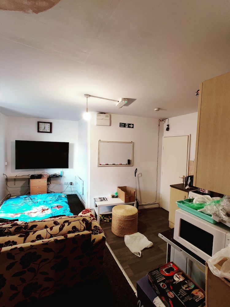 Birmingham - Apartment - Sleeps 3 - Great Location view 3