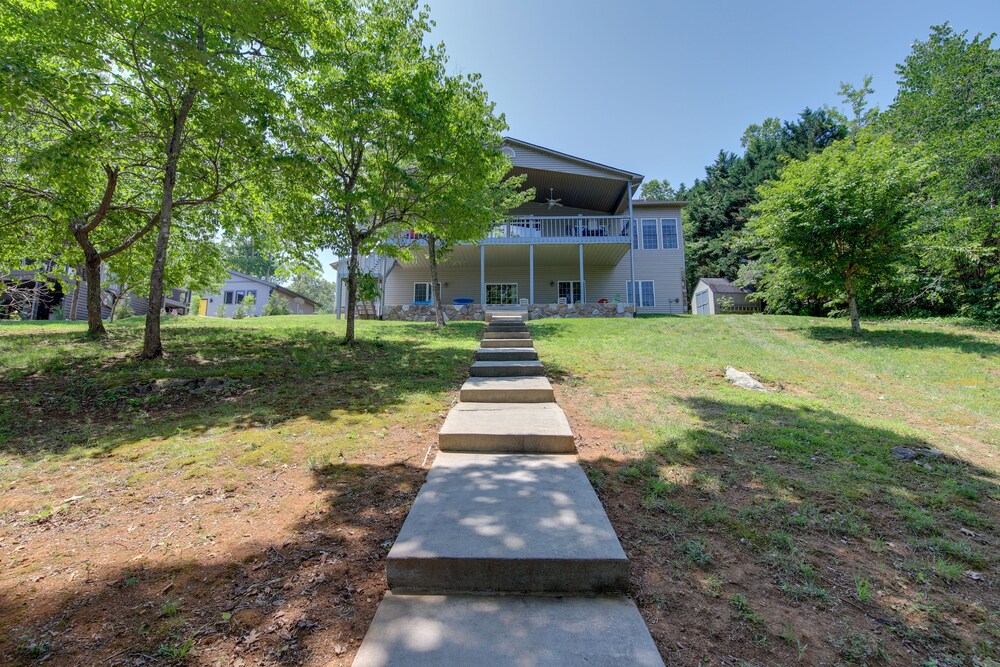 Lakefront Lafollette Home w/ Private Boat Slip! view 4