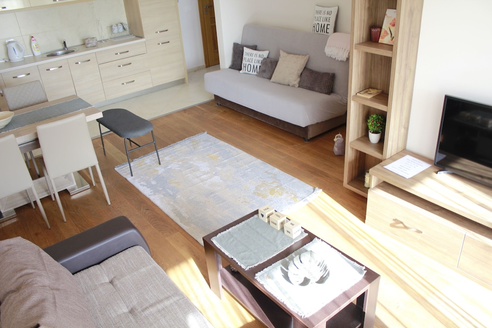 One Bedroom Smart 28 view 4