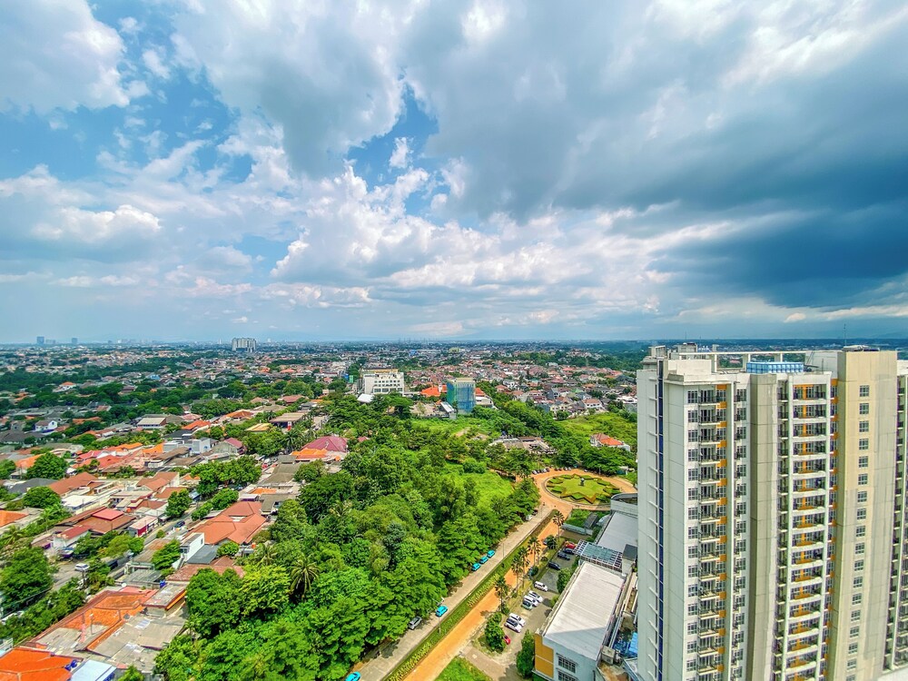 2Br Near Mall At Cinere Bellevue Suites Apartment