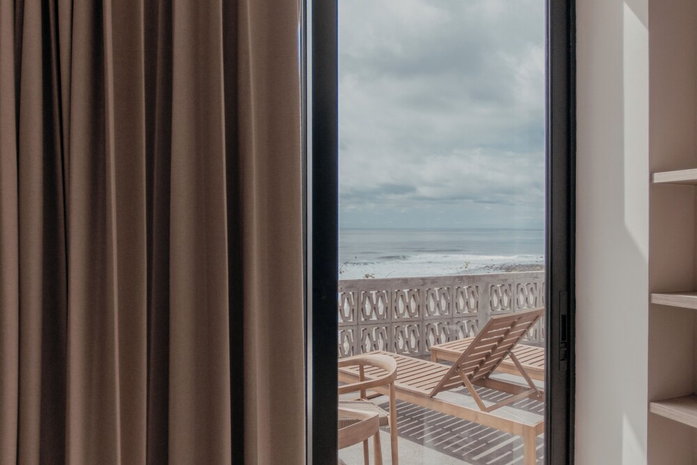 Wave House