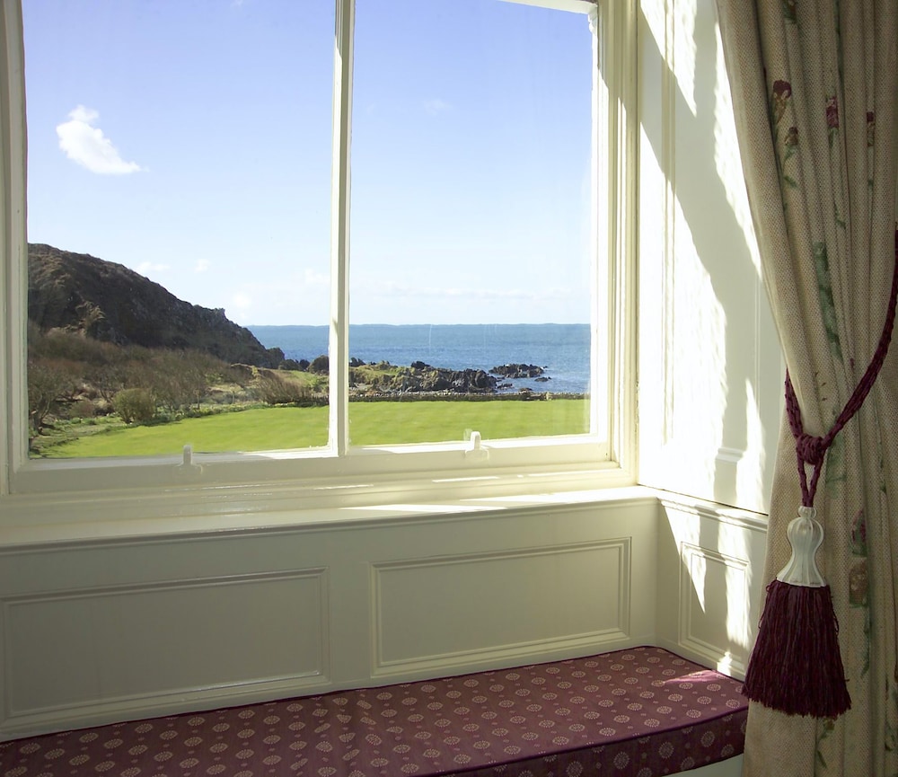 Knockinaam Lodge