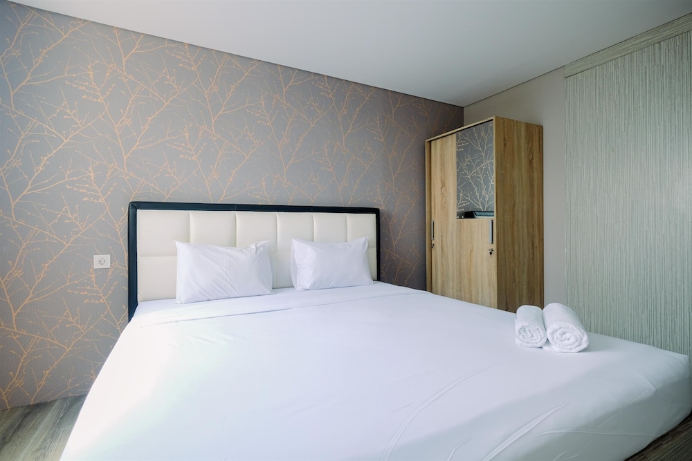 Minimalist Designed And Nice Studio At Bintaro Icon Apartment