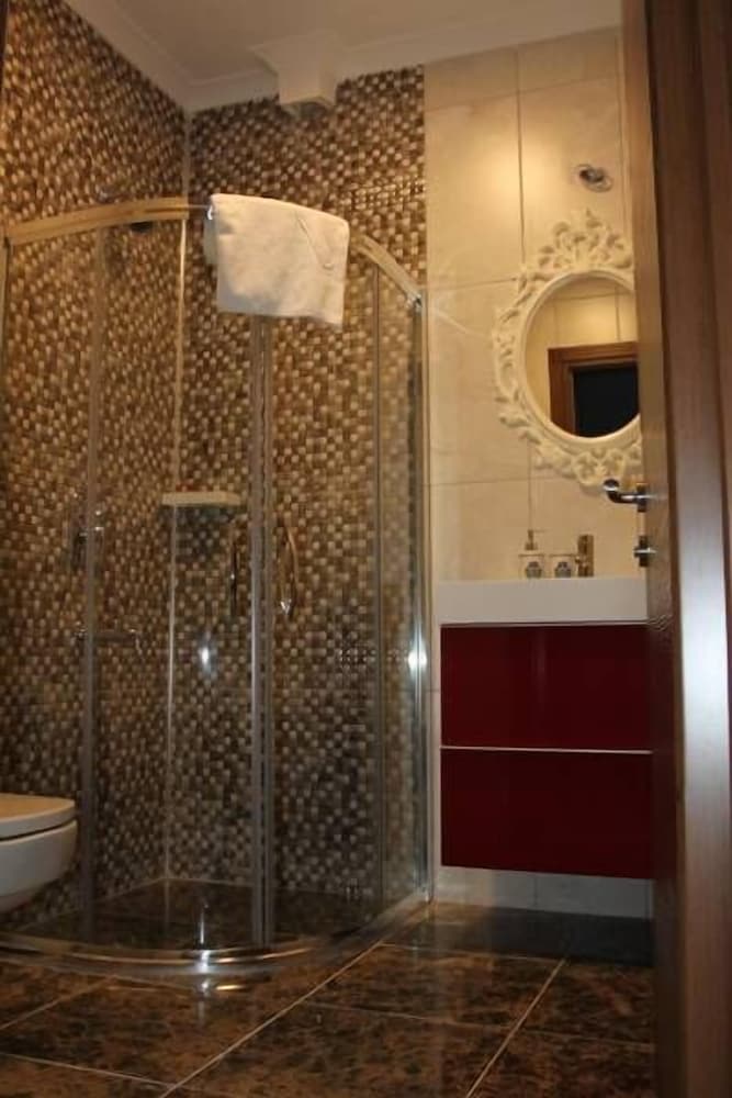 Nilufer Otel - Yetişkinlere Özel - Image 35
