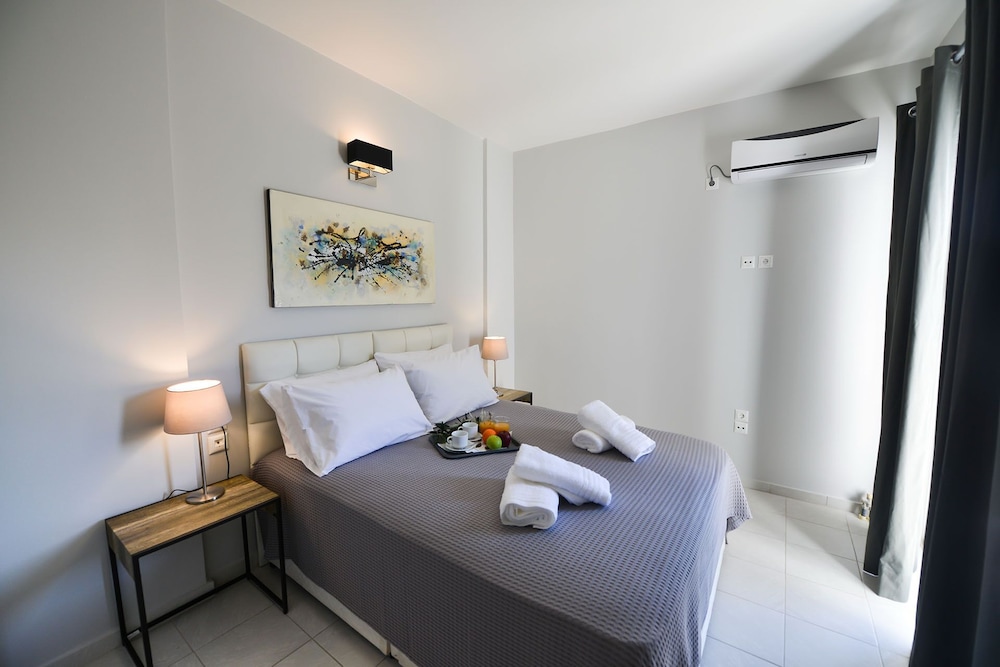 Regalo Apartments