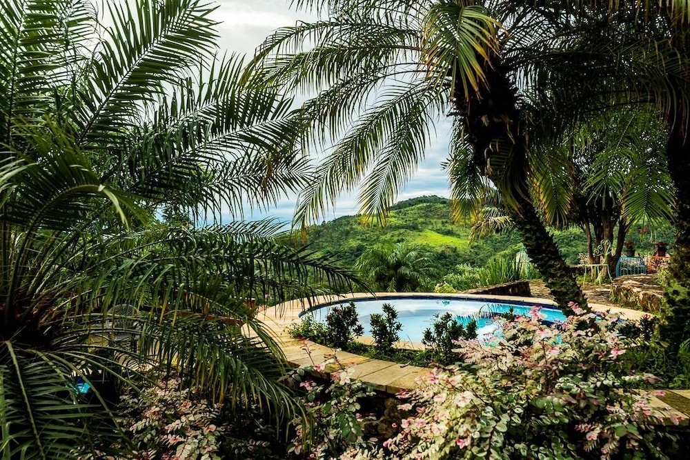 Hospedaria Casa da Pedra